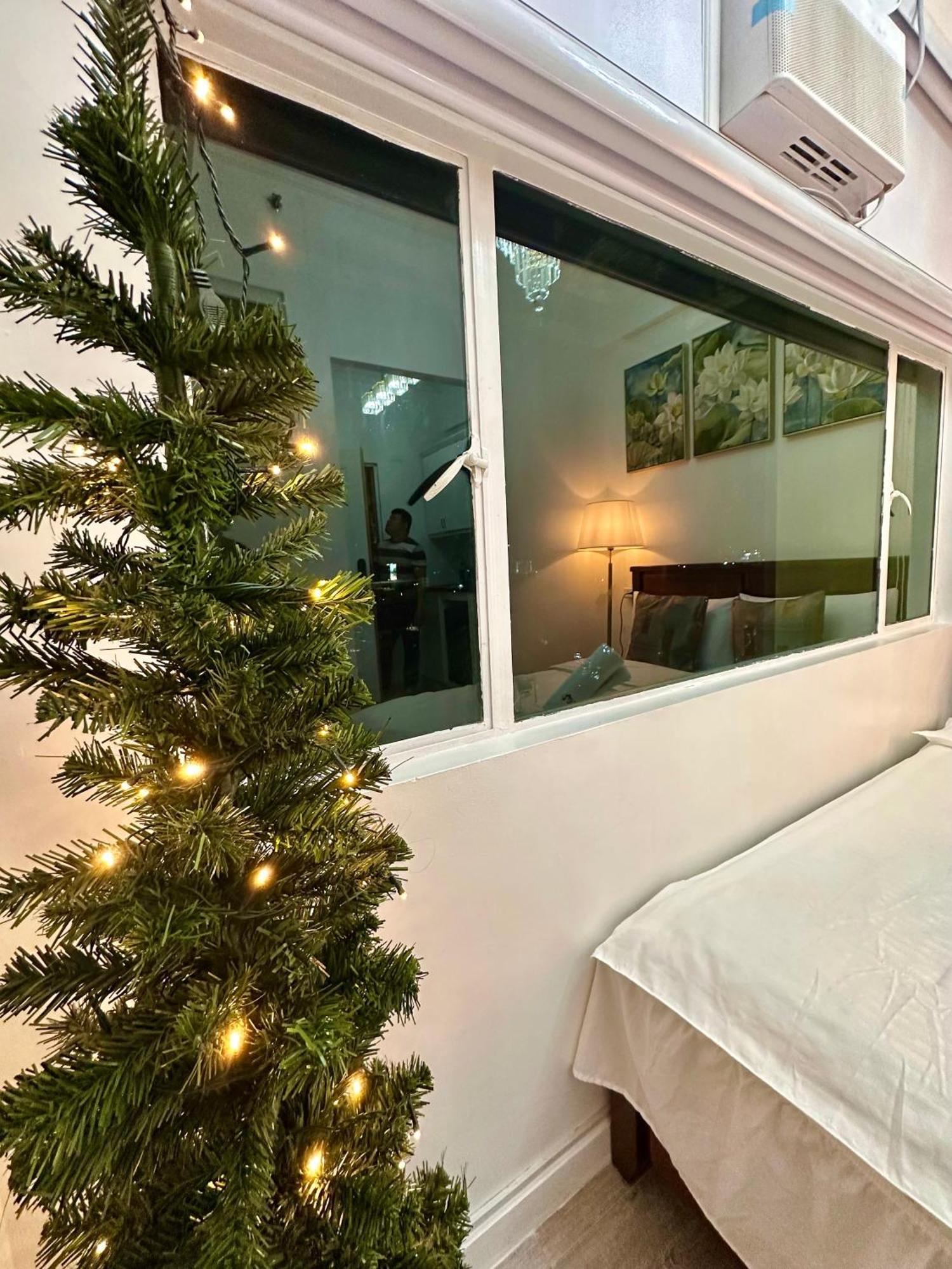 Studio Two Condominium, Alabang - Gold Fiber Wi-Fi -Netflix Ready Muntinlupa City Extérieur photo